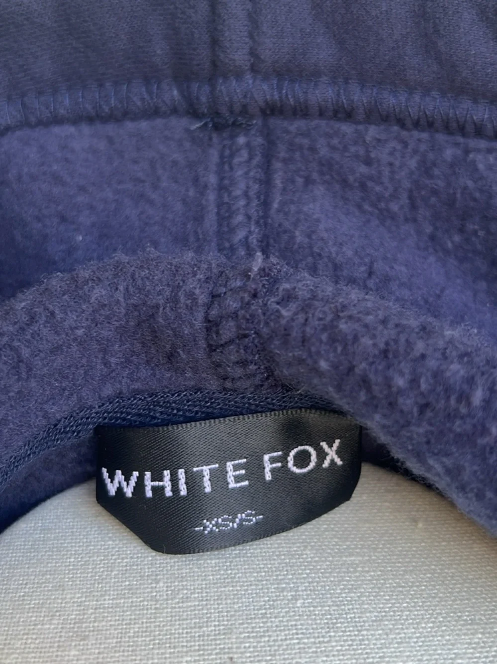 💙 (2 pcs) White Fox Navy Blue Hoodie and Sweatpants Set (XS/S top, XS bottom) 💙